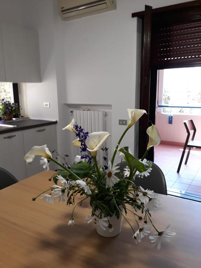Apartamento Il Ciclamino Monopoli Exterior foto